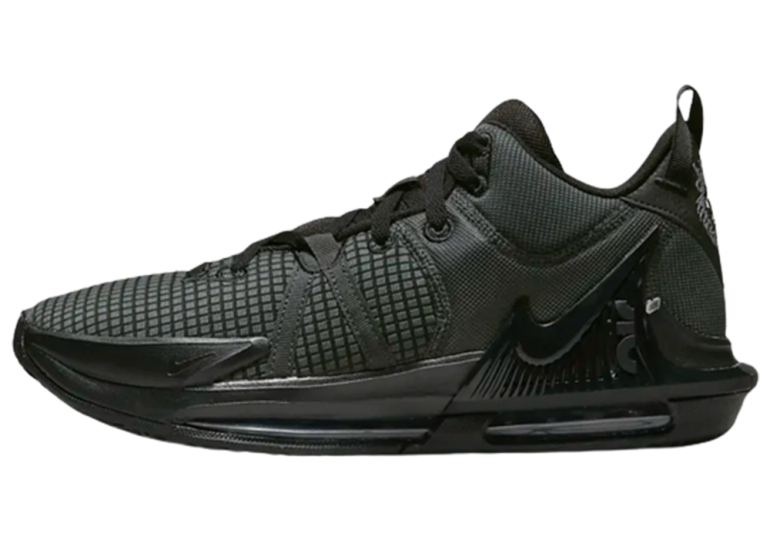 The 12 Best Shoes for Ankle Support, According to a Podiatrist